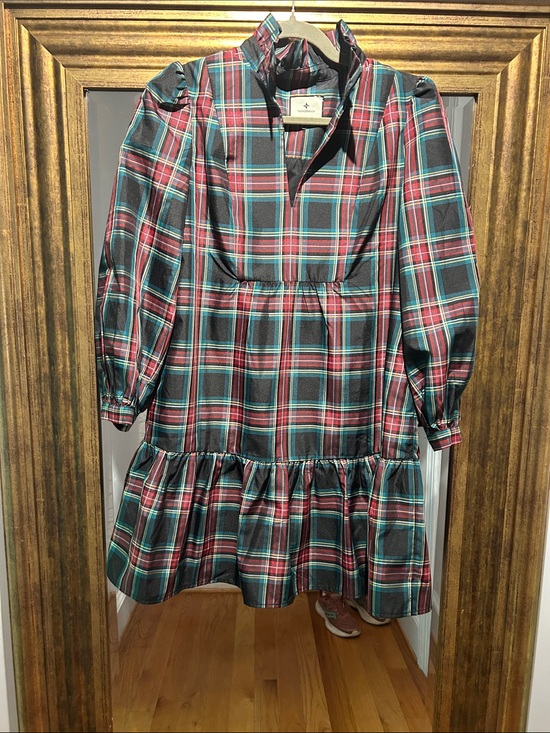 Tuckernuck Dresses & Skirts - Tuckernuck Plaid Ruffle Dropwaist Dress in Green and Red